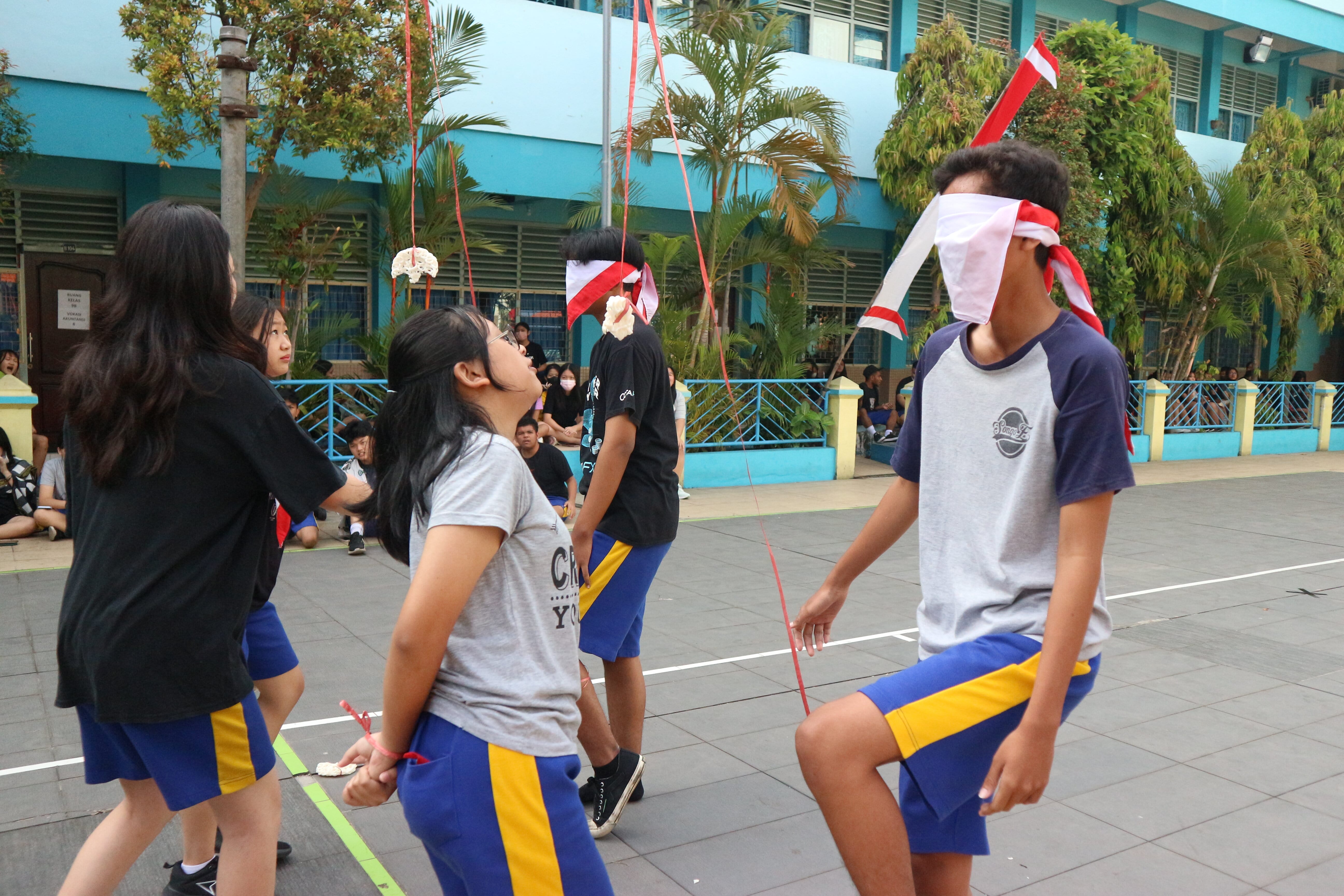 Lomba5